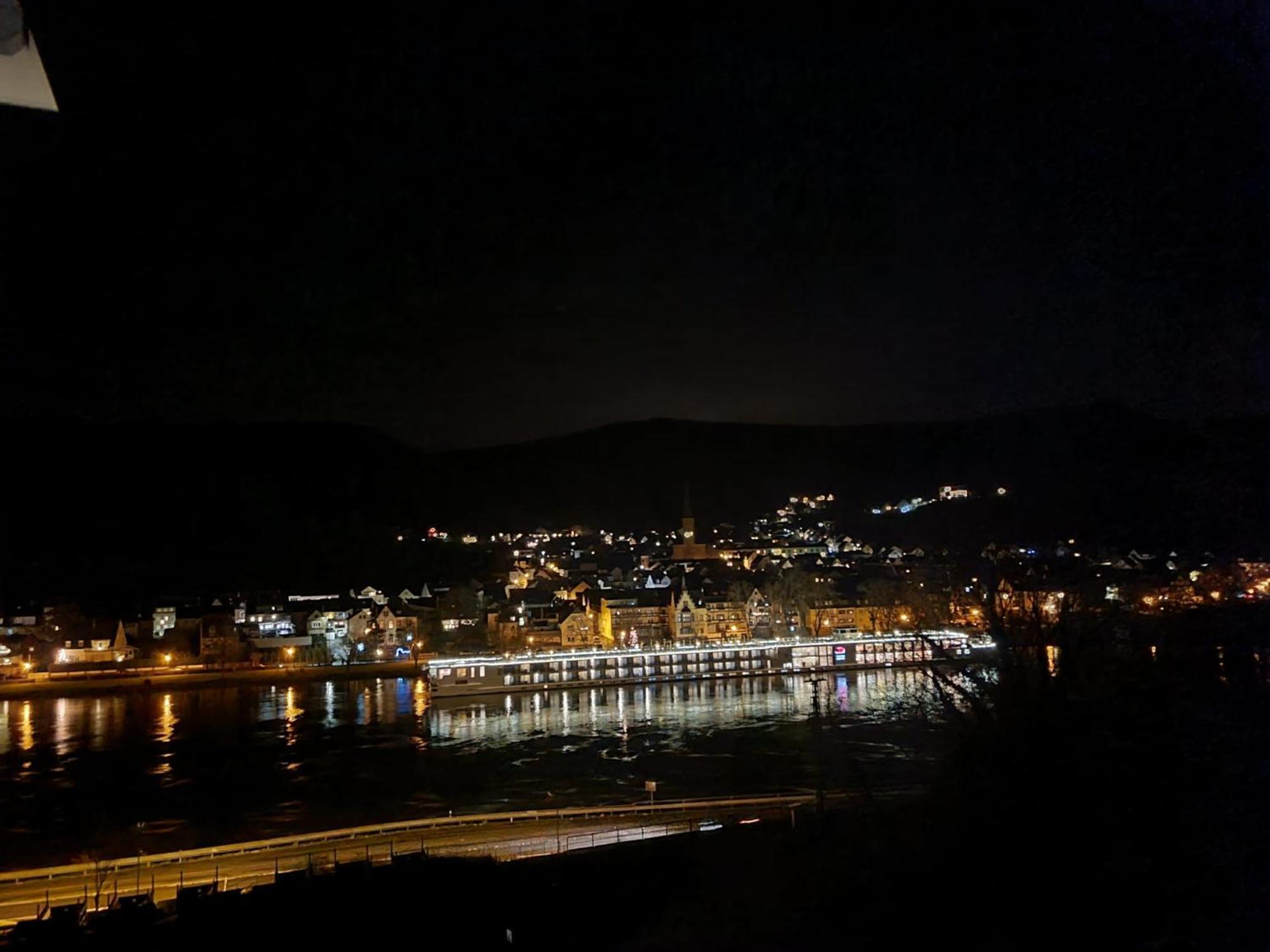 Mv Roemervilla, Lofts & Penthouses Mit Traumhaftem Moselpanoramablick Und Sauna Treis-Karden Zimmer foto