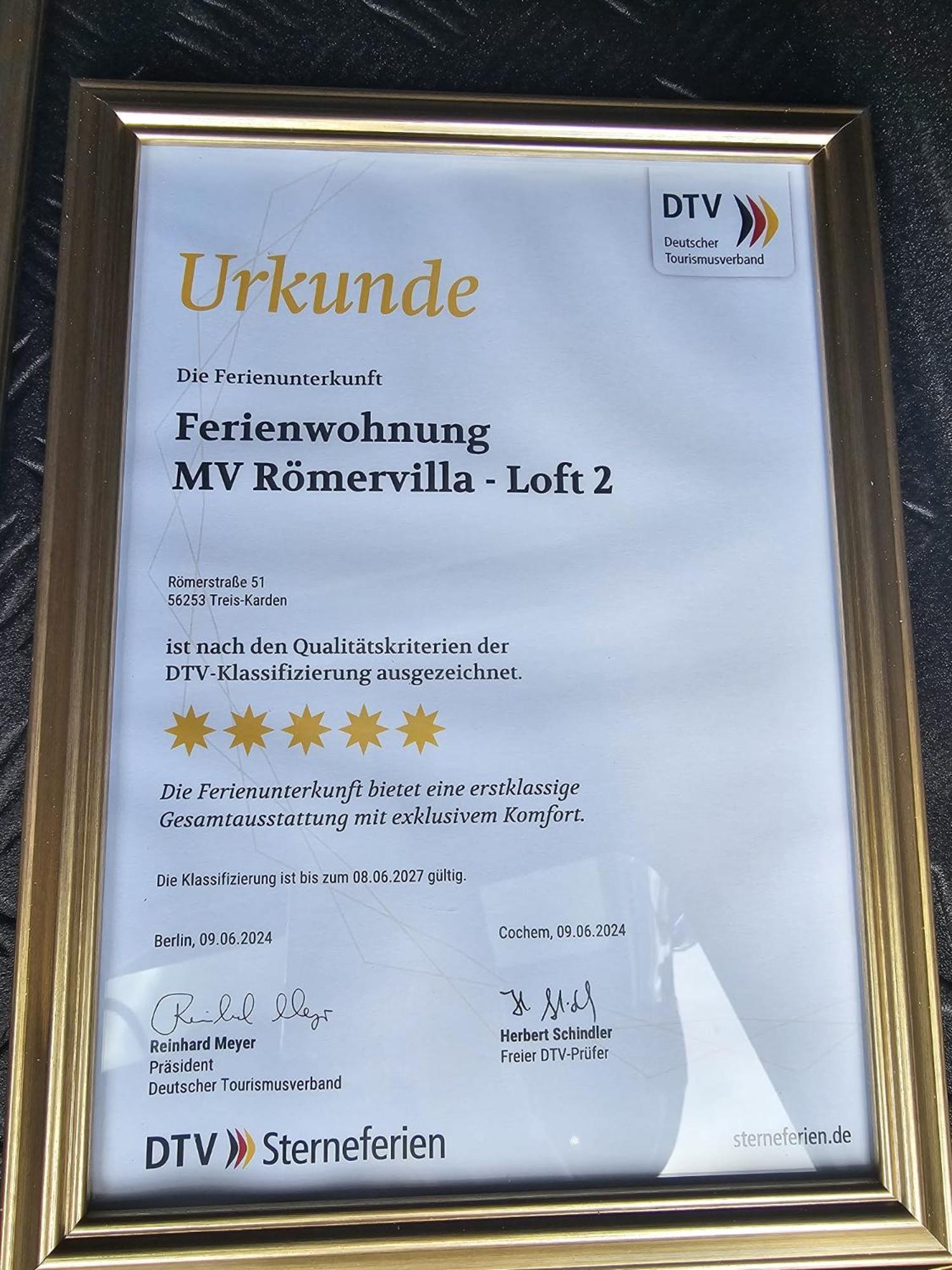 Mv Roemervilla, Lofts & Penthouses Mit Traumhaftem Moselpanoramablick Und Sauna Treis-Karden Exterior foto